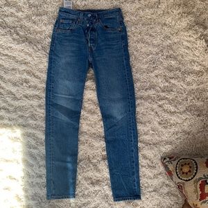 Levi’s 501s Skinny jeans sz 24